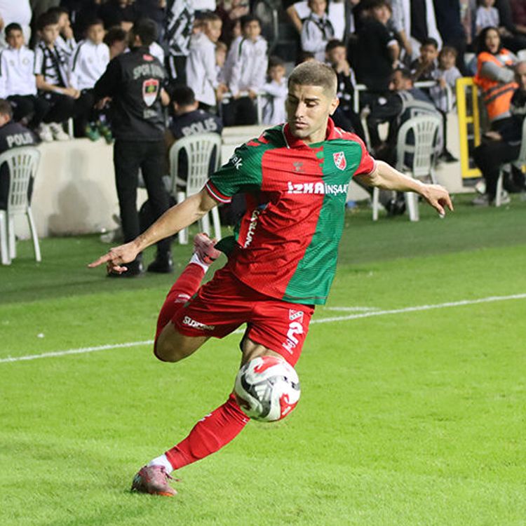 Karşıyaka'da Harun Kaya takımdan ayrıldı