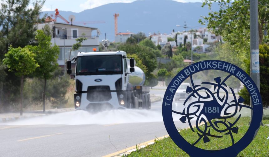 Aydın Büyükşehir Belediyesi pırıl pırıl Kuşadası için çalışmalarına aralıksız devam ediyor