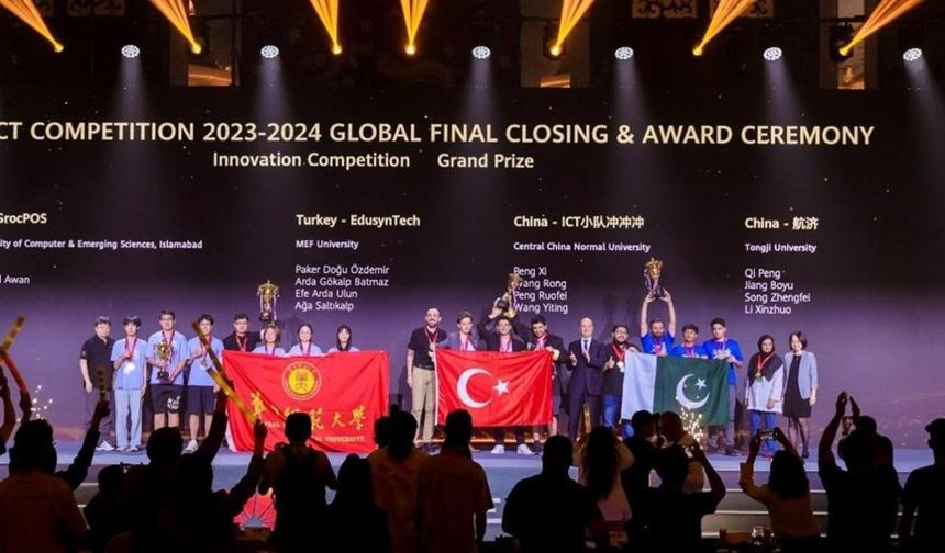 Türk öğrencilerden Çin’de büyük başarı