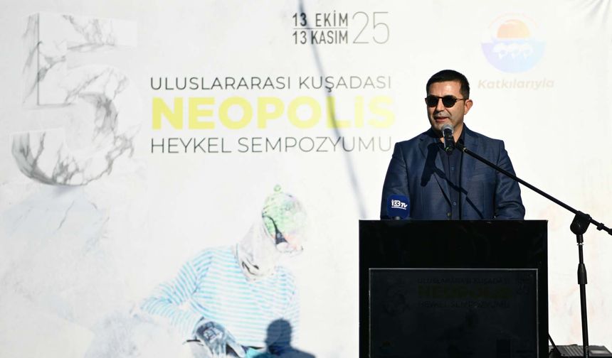 Kuşadası'nda mermer bloklar adalet temasıyla yontuldu