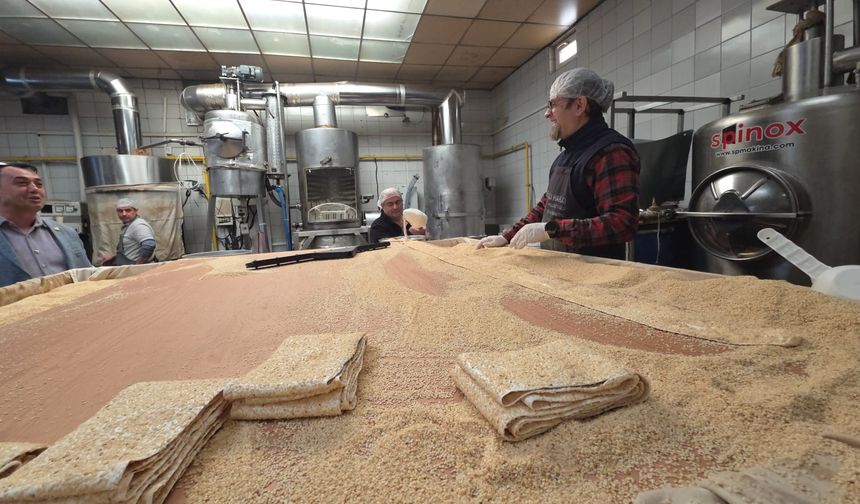 128 yıllık Ramazan lezzeti: Bitli helva