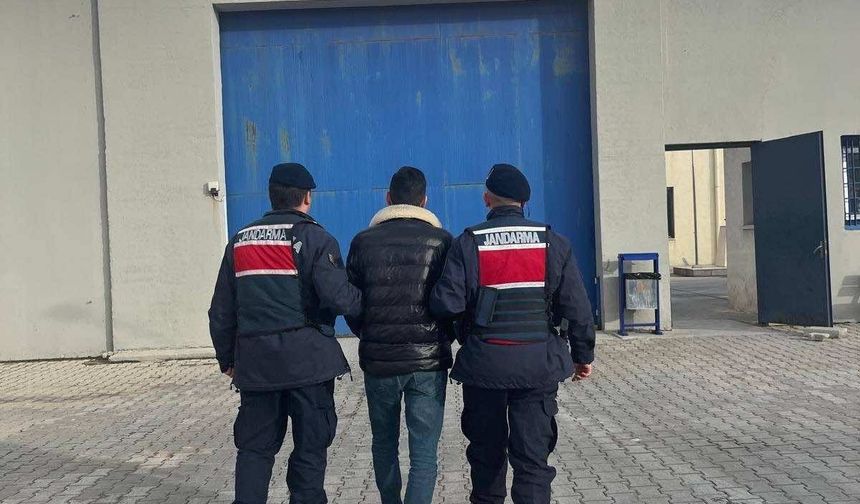 4 kişi gözaltına alındı