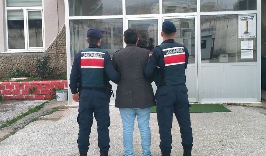 Aydın’da evrakta sahtecilik ve zimmet suçundan aranan şahıs yakalandı
