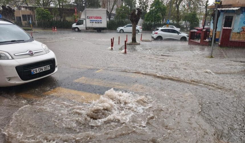 Aydın’da kuvvetli yağış uyarısı, meteoroloji saat verdi