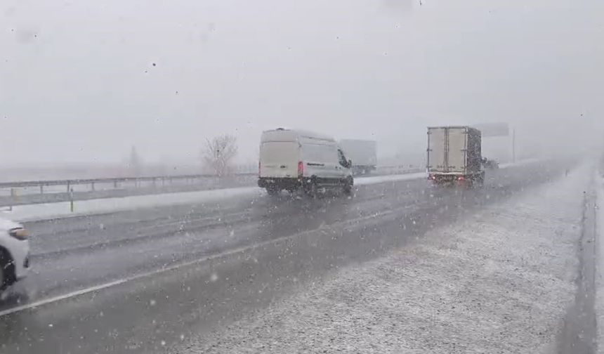 Aydın’ın yanıbaşına kar yağıyor