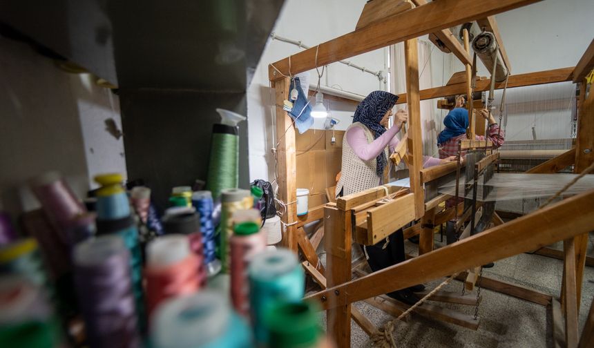 Makineye yenilen bezler tezgah başında dirildi