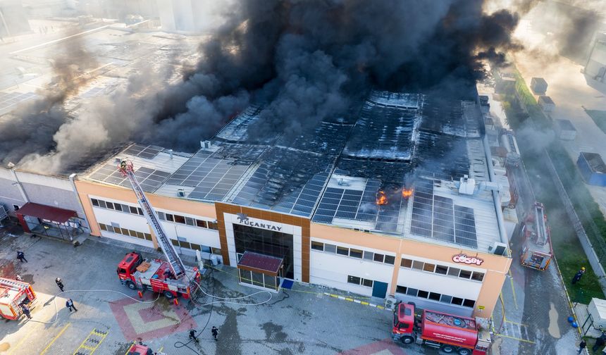 Fabrikada yangın çıktı