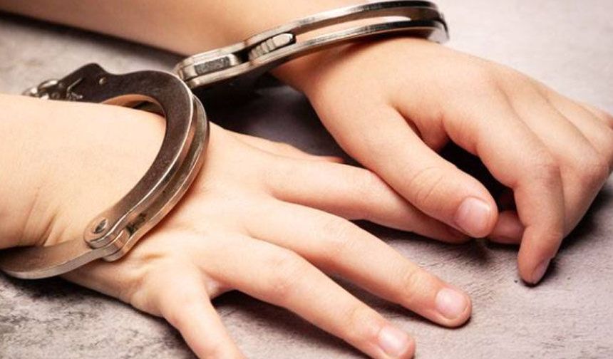 Sahte kamu görevlisi kadın yakalandı