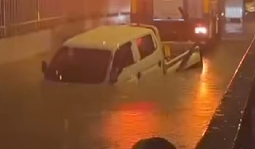 Suyla dolan alt geçitte 58 yaşındaki sürücü hayatını kaybetti