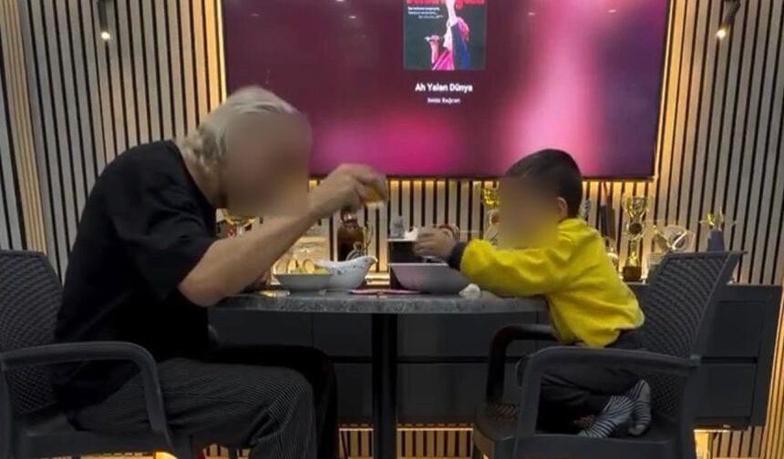 3 yaşındaki oğlunu alkol masasına oturtan baba gözaltına alındı