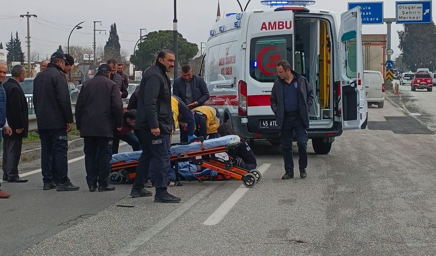 79 yaşındaki adama minibüs çarptı