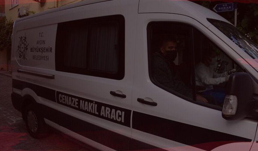 Aydın Büyükşehir’i eleştirecek bir şey bulamayınca şimdi de cenaze arabasının rengine sardılar