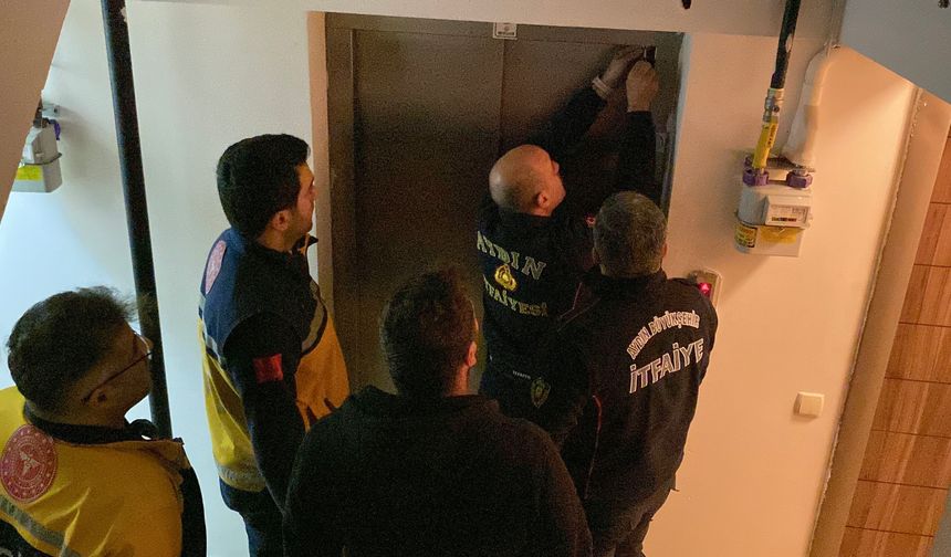 Aydın’da ekipler mahsur kalanları kurtardı