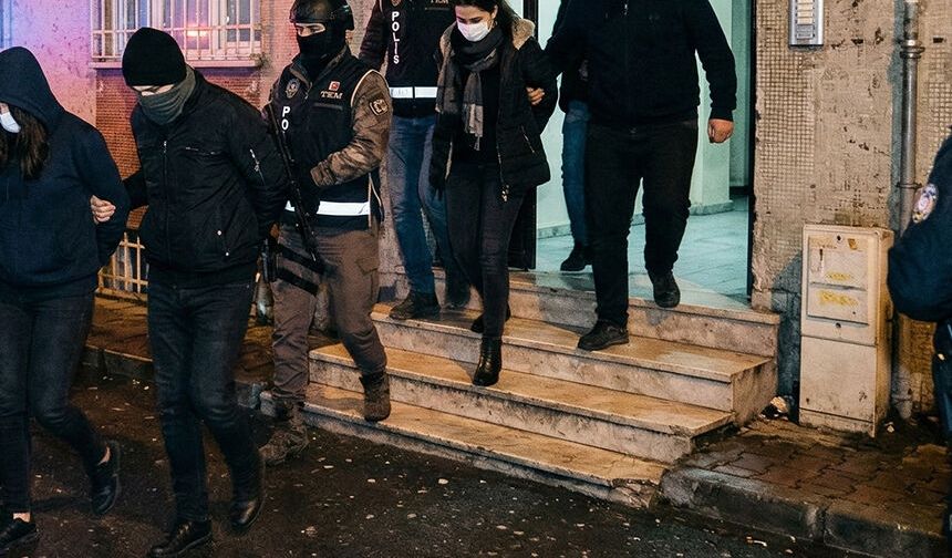 Aydın’da evde basıldılar, kadın her şeyi tek tek anlattı