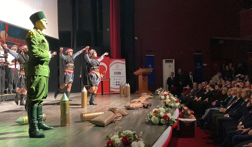 Aydın'da İstiklal Marşı'nın kabulü törenle kutlandı