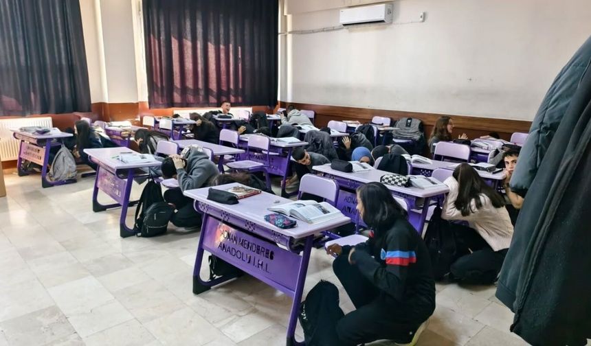 Aydın’da miniklere deprem eğitimi verildi