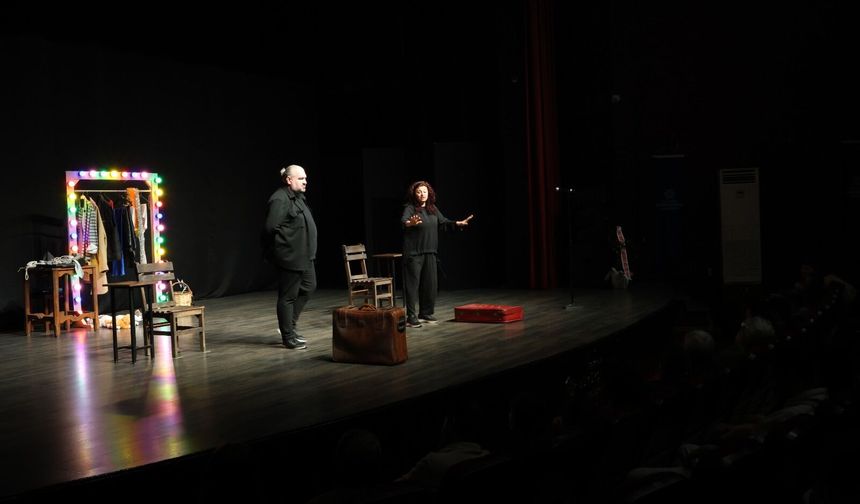 Başkan Çerçioğlu her yaştan vatandaşı Dünya Tiyatro Haftası etkinlikleri ile buluşturdu