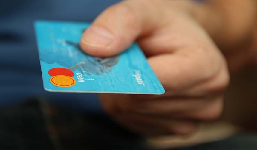 Kredi kartı borcunu son gün ödeyenler dikkat