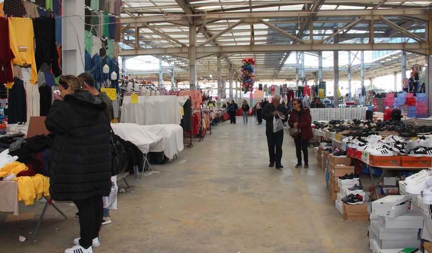 Panayır pazarına yoğun ilgi