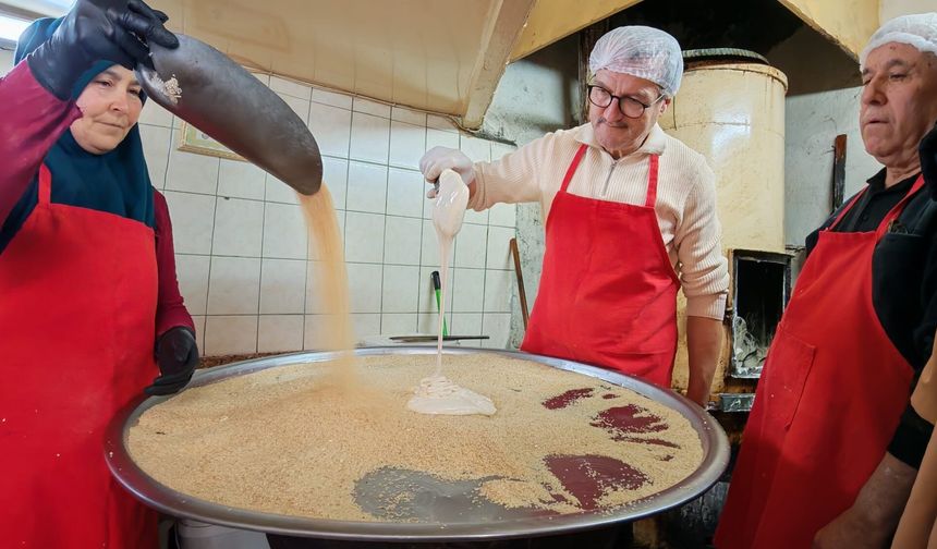 Ramazan geleneği susamlı helva tezgahlarda