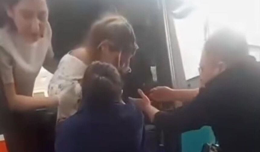 Yolculuk sırasında sancılanan kadın dolmuşta doğum yaptı