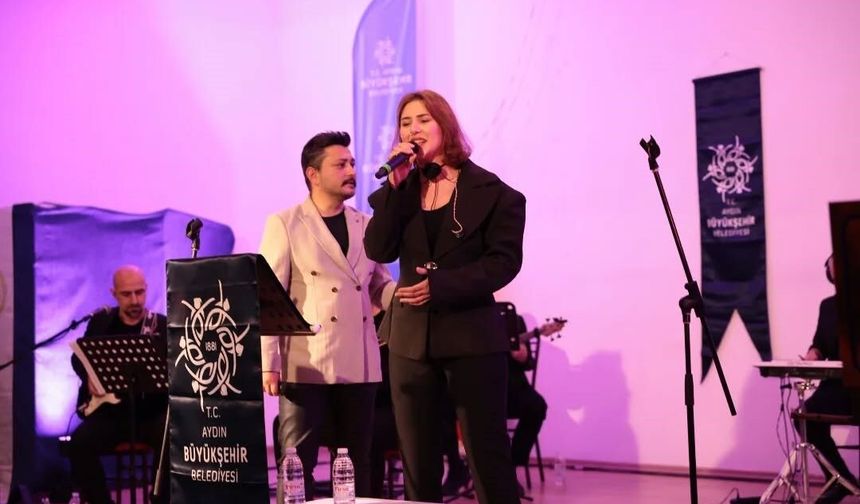 İncirliova’da "Anadolu’dan Türküler" konseri düzenlendi