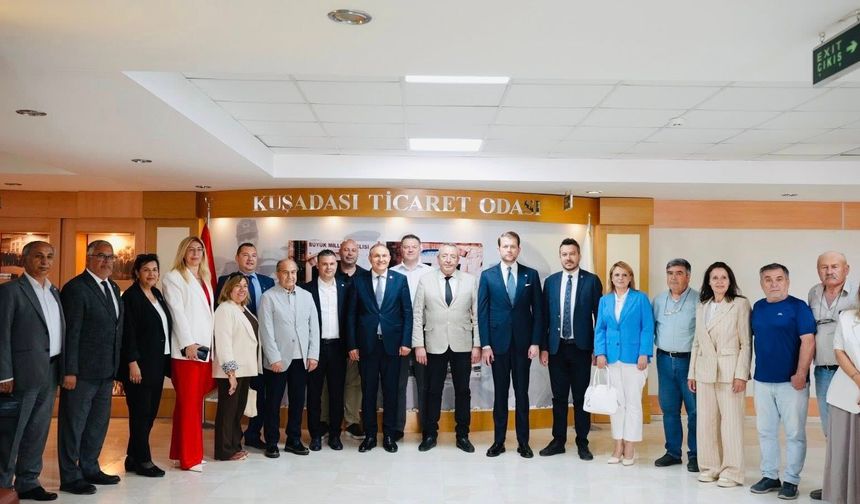 İYİ Parti’den Kuşadası Ticaret Odası’na ziyaret