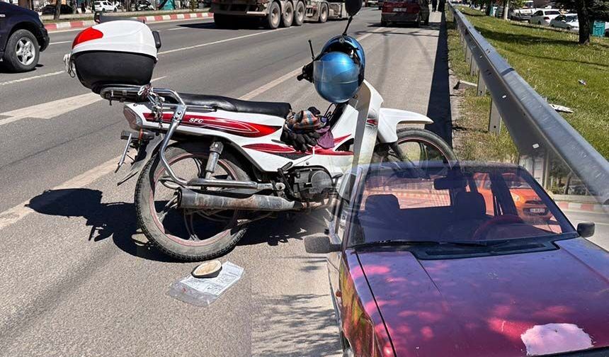 Otomobil motosiklete çarptı: 1 ağır yaralı