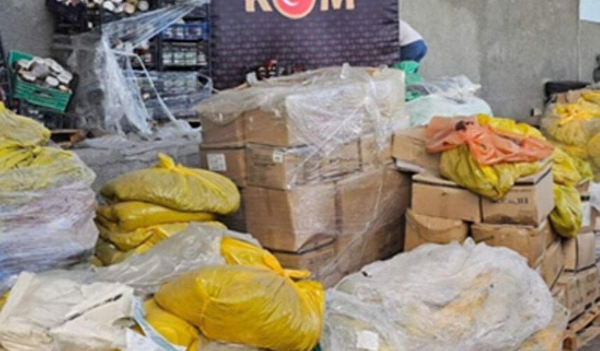 30 ton 600 kilogram bozuk ve tarihi geçmiş gıda ele geçirildi