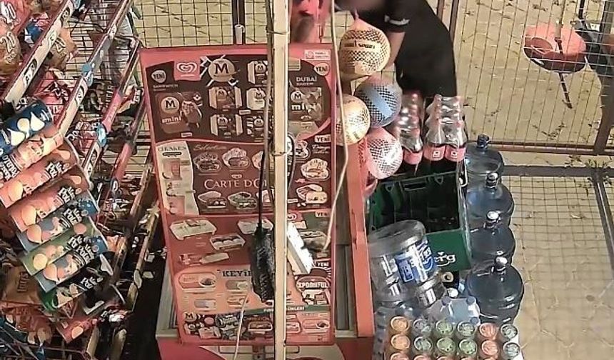 Kuşadası’nda marketten 100 bin liralık ürün çaldılar, 50 suç kayıtları çıktı