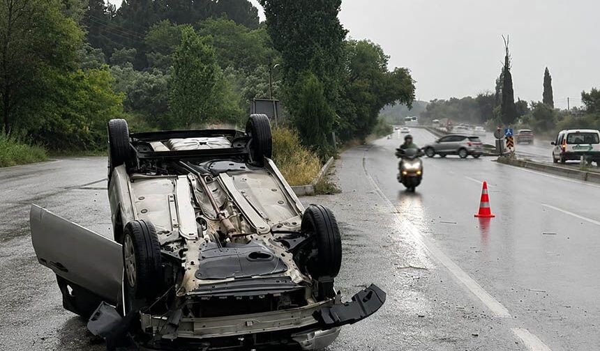 Söke Kuşadası yolu üzerinde otomobil takla attı