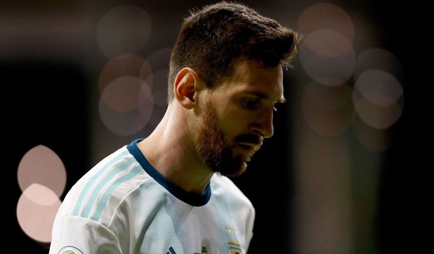 Lionel Messi'den tarihi geri dönüşte peş peşe rekorlar