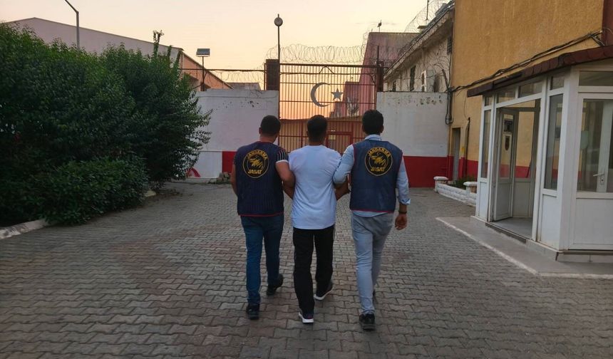Aydın Efeler’de 22 yıl hapisle aranan şahıs yakalandı