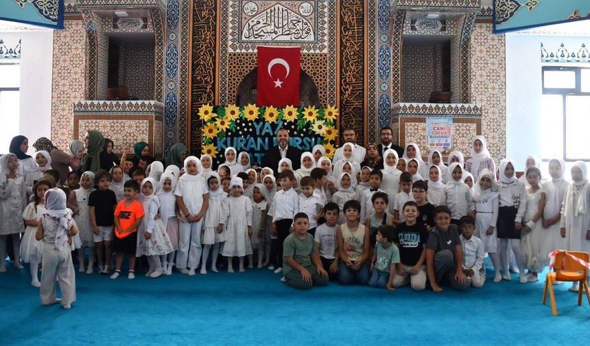 Yaz Kur’an kursu öğrencileri camide buluştu