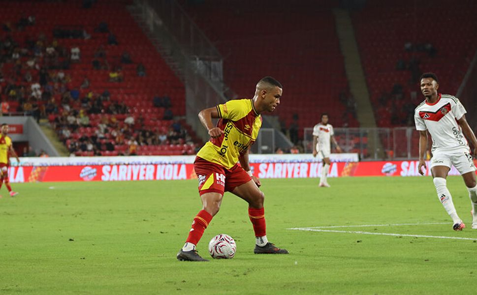 Göztepe’de Juan 87 dakikada 1 gol atıyor