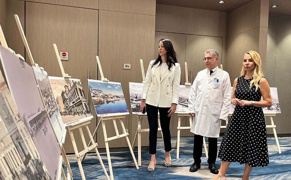 İzmir'in hafızası Alzheimer farkındalığına dönüştü
