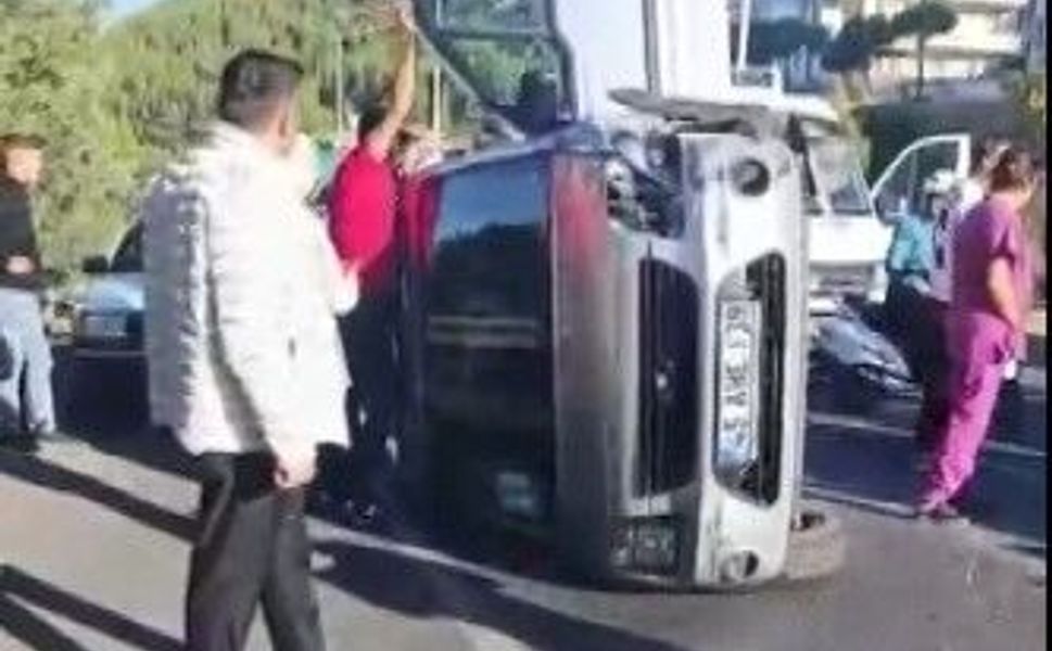 Muğla’da üç araçlı zincirleme trafik kazası