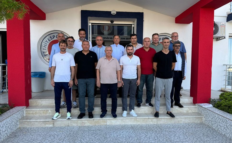 Fethiyespor’da Ceviz dönemi başladı