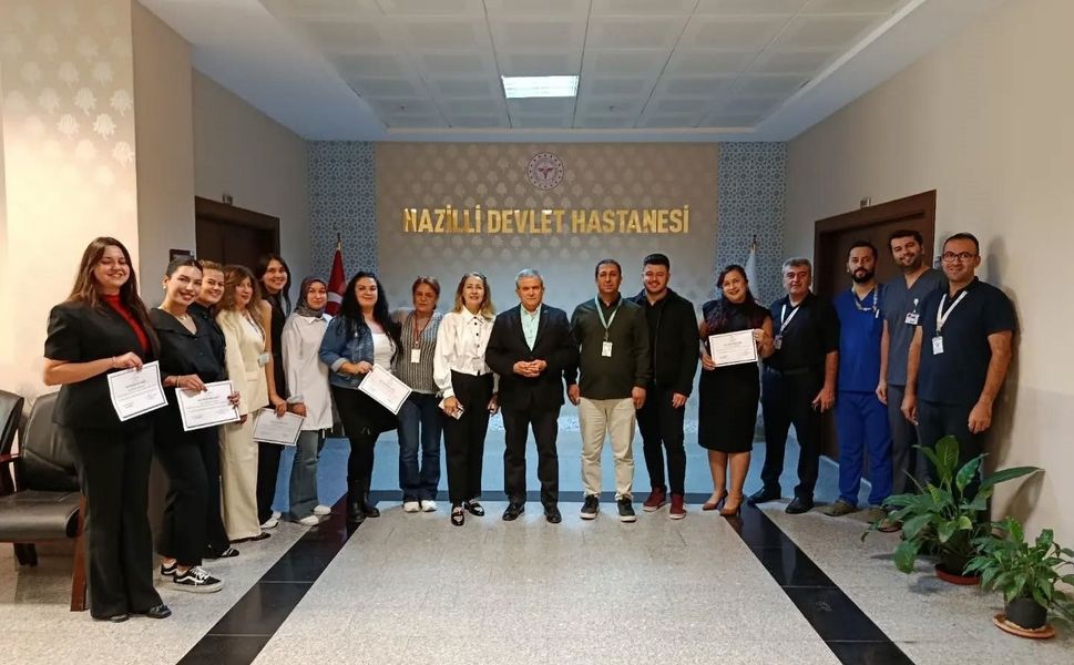 Nazilli'de acil bakım hemşireleri sertifikalarını aldı