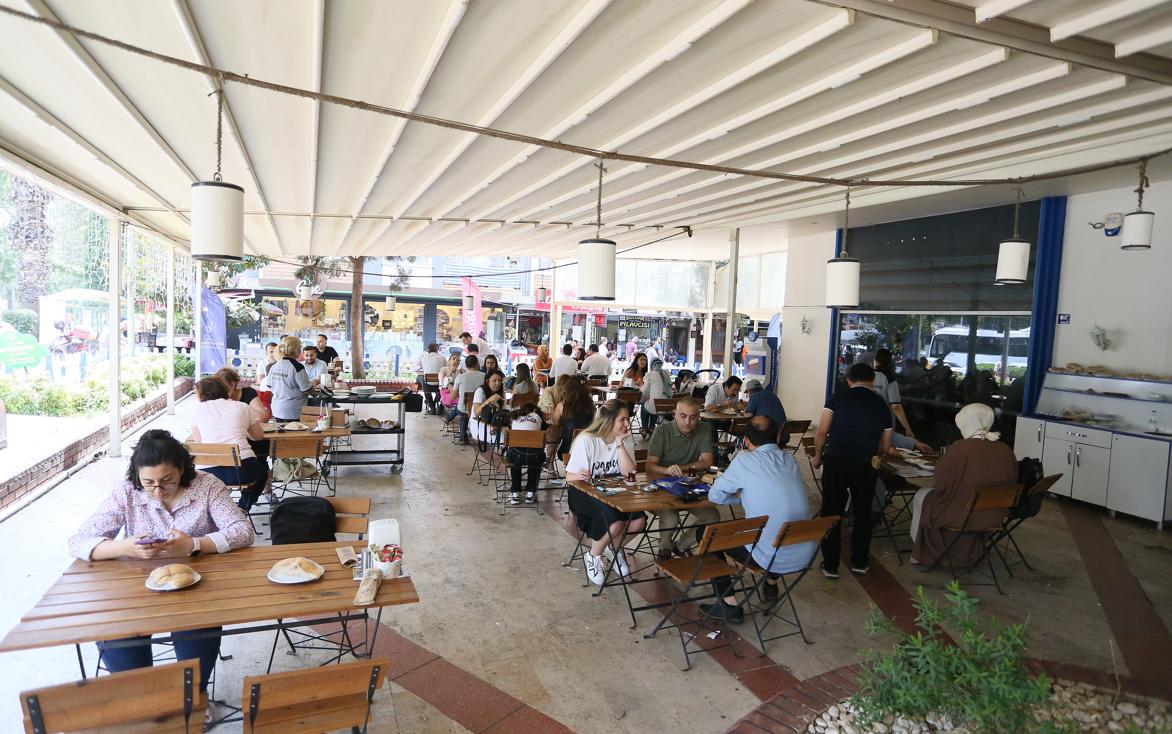 Aydın Büyükşehir Belediyesi Turistik Park Kafe Ve Restoran Vatandaşların Tercihi Olmaya Devam Ediyor 4