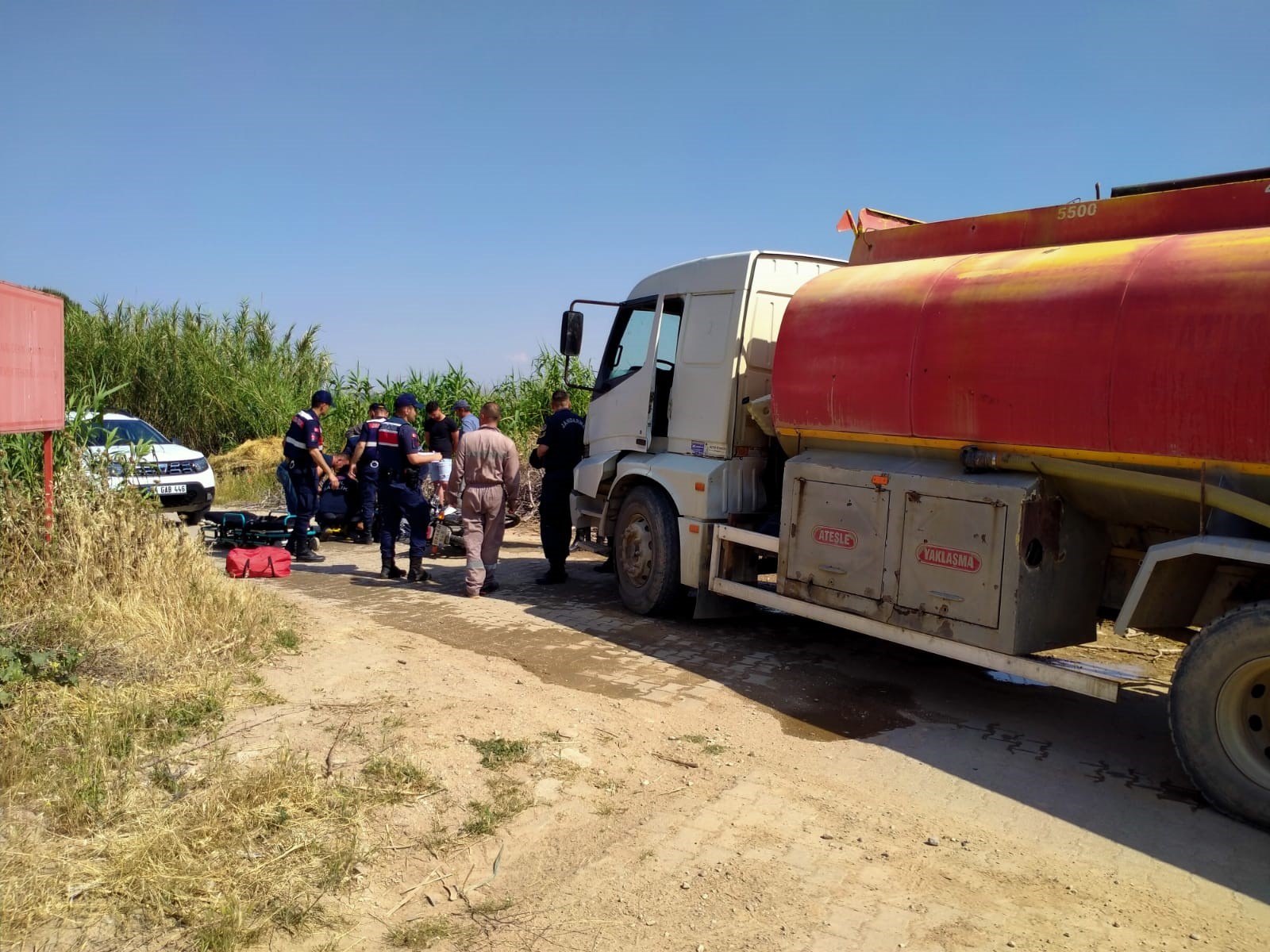 Aydın'da Su Tankeri Ile Motosiklet Çarpıştı5