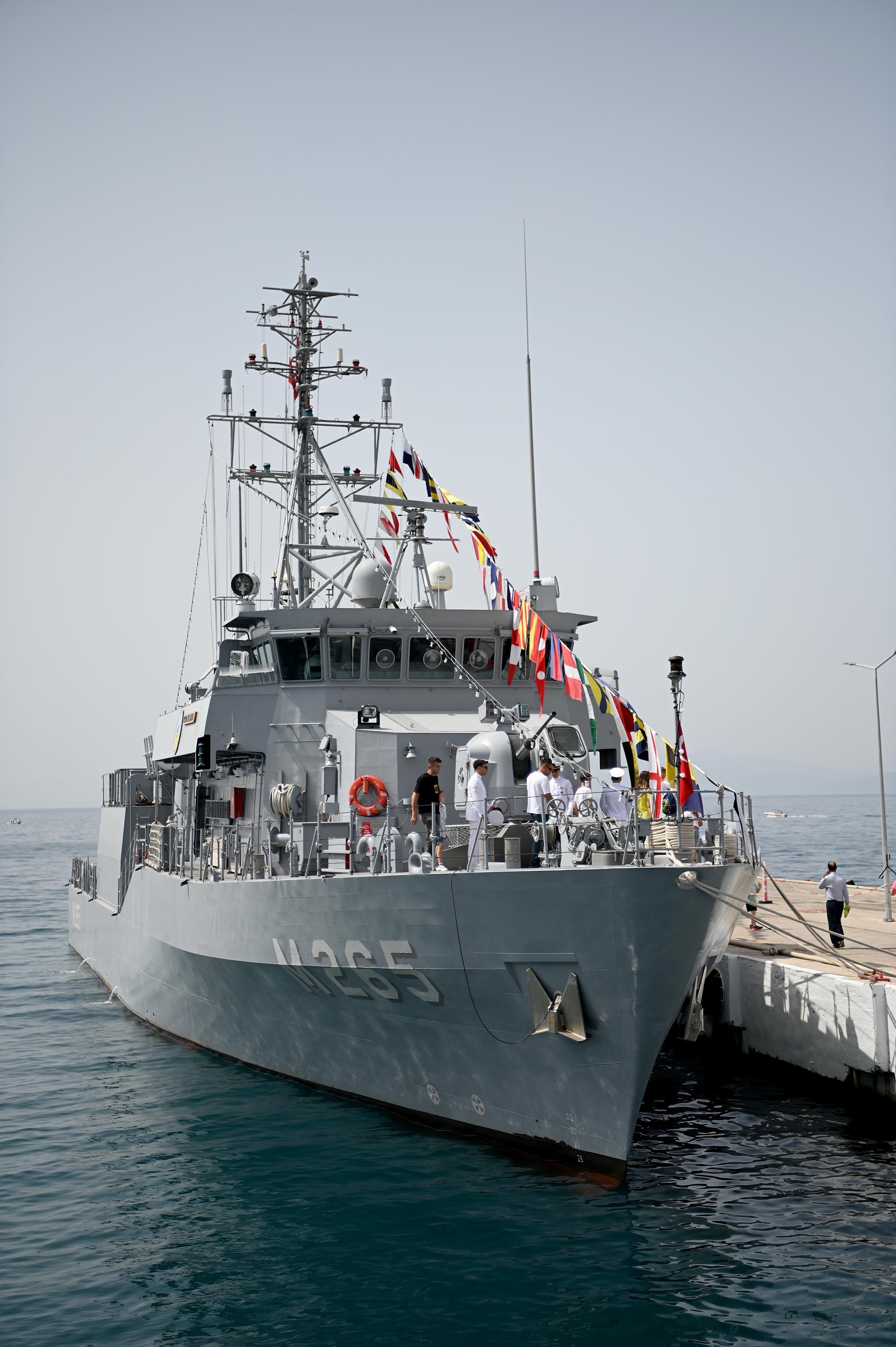 Aydın'da Türk Donanmasının Gururu Savaş Gemileri Ziyarete Açıldı 6
