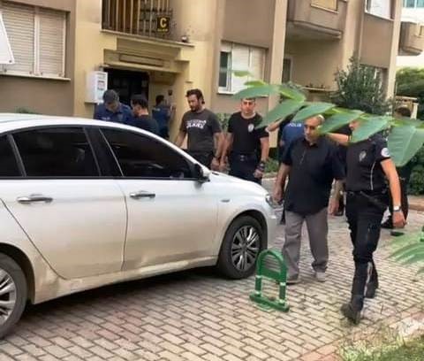 Aydın'da Yaşandı! Emekli Polis Apartman Görevlisini Vurdu 6