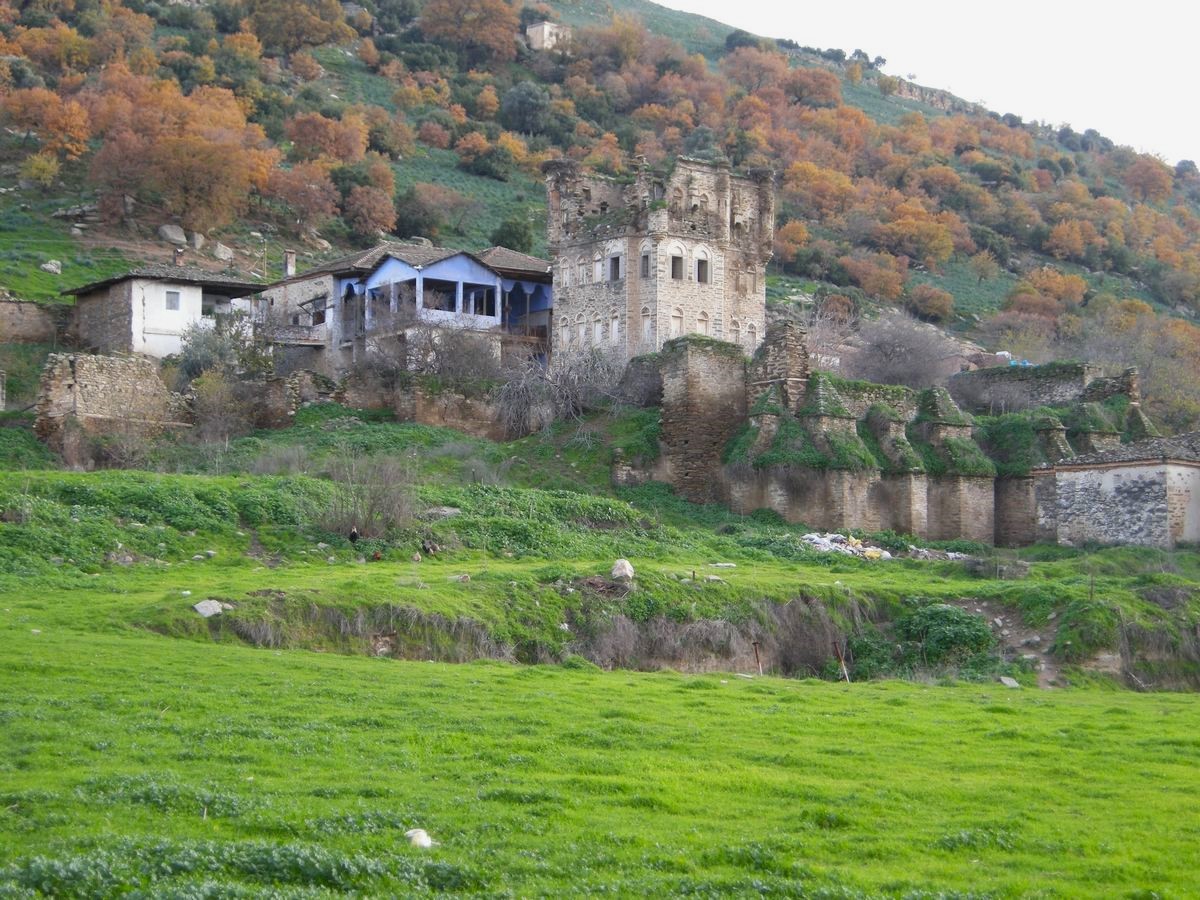 Aydın'daki Tarihi Yapı Sahipsiz Kaldı 5