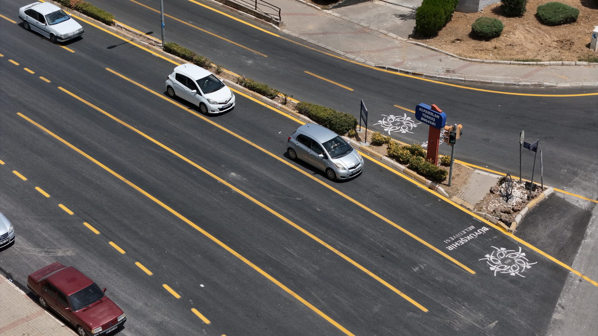 Alparslan Türkeş Caddesi̇ (6)