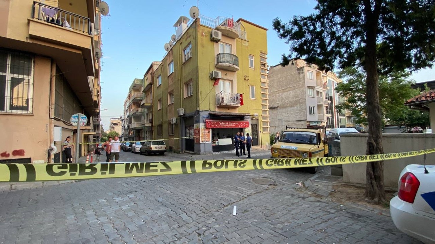 Aydın'da 14 Yaşındaki Kız Annesinin Cansız Bedenini Buldu 3