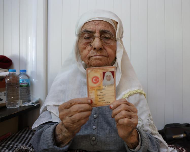 Aydınlı Hatice Teyze Eşim Çok Fedakardı, Kendi Elimle Evlendirdim 1