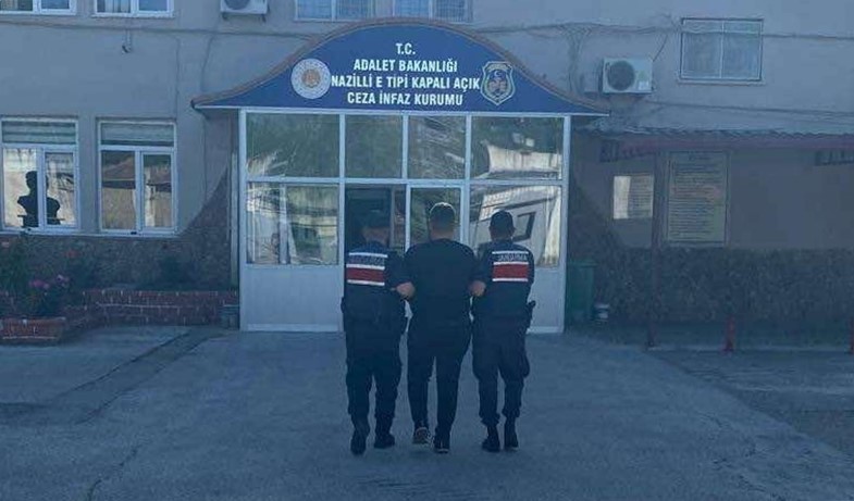 18 Yıl Hapisle Aranıyordu, Aydın'da Enselendi (3)