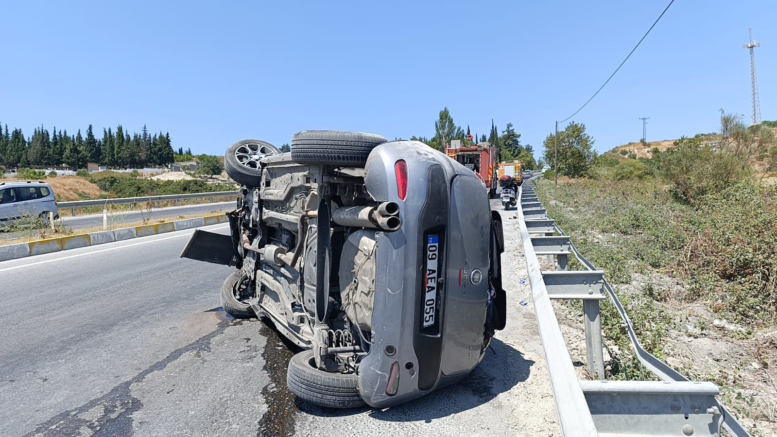 Aydın'da Iki Araç Devrildi