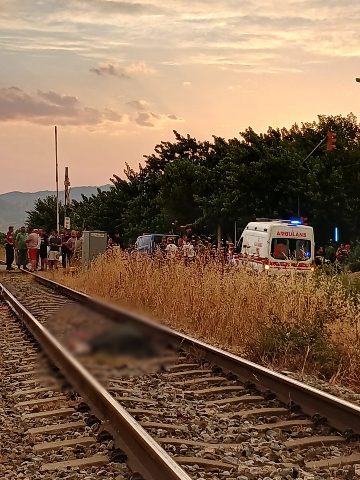 Aydın'da Iki Kişiye Tren Çarptı (3)